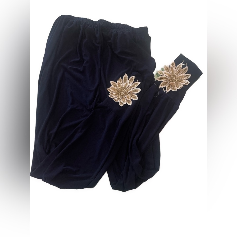 Navy Blue Women’s Leggings with Unique Gold Floral Ankle Detail